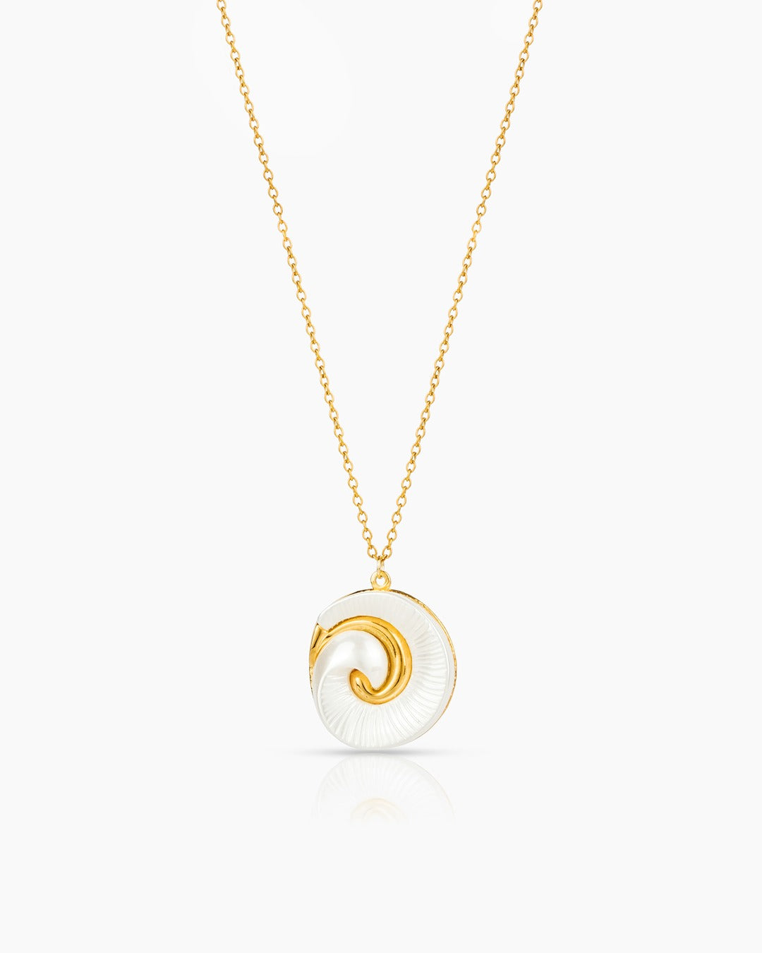 Shell Pendant Necklace