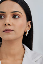 Pearl Curved Earrings